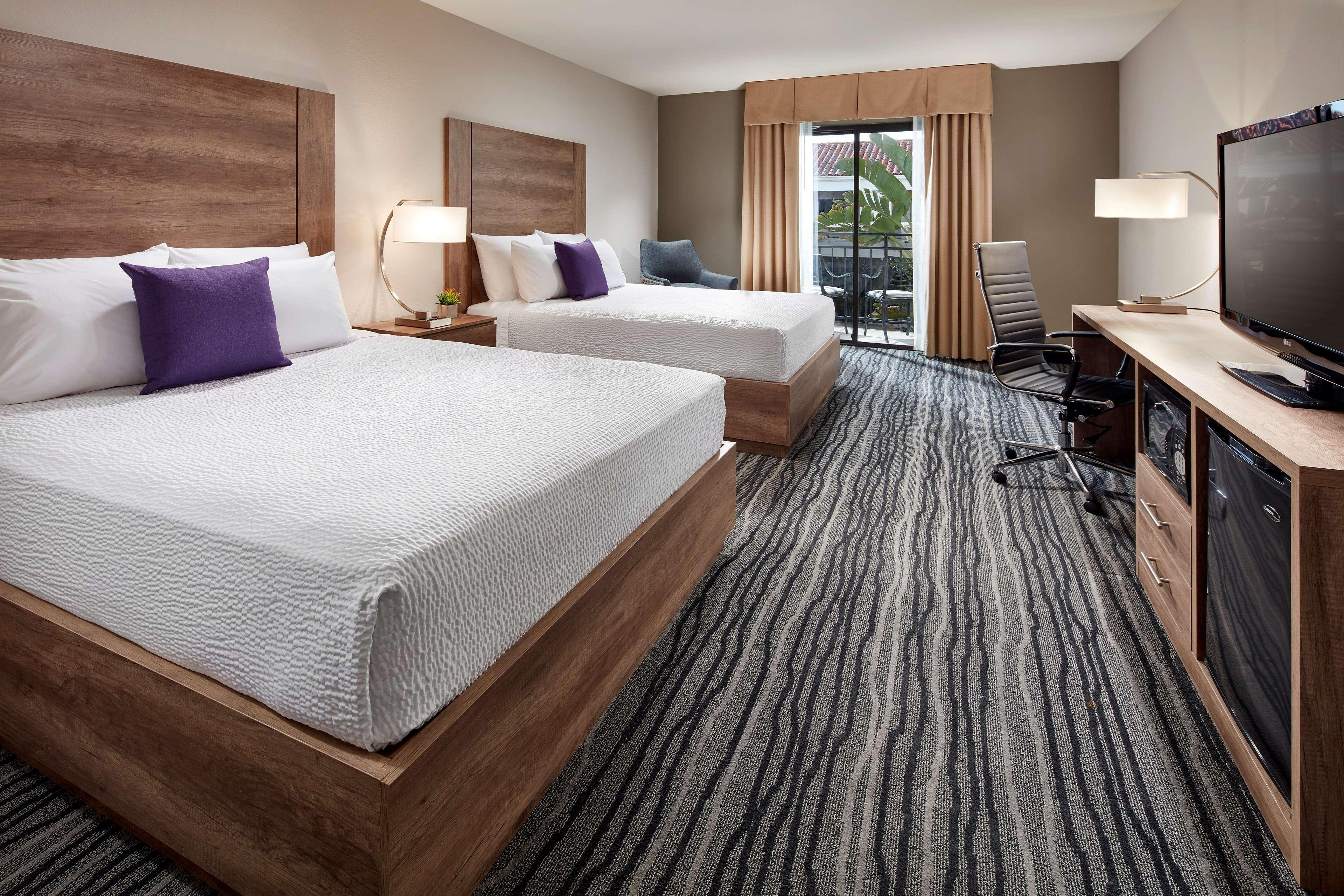 Best Western Posada Royale Hotel & Suites Simi Valley Dış mekan fotoğraf