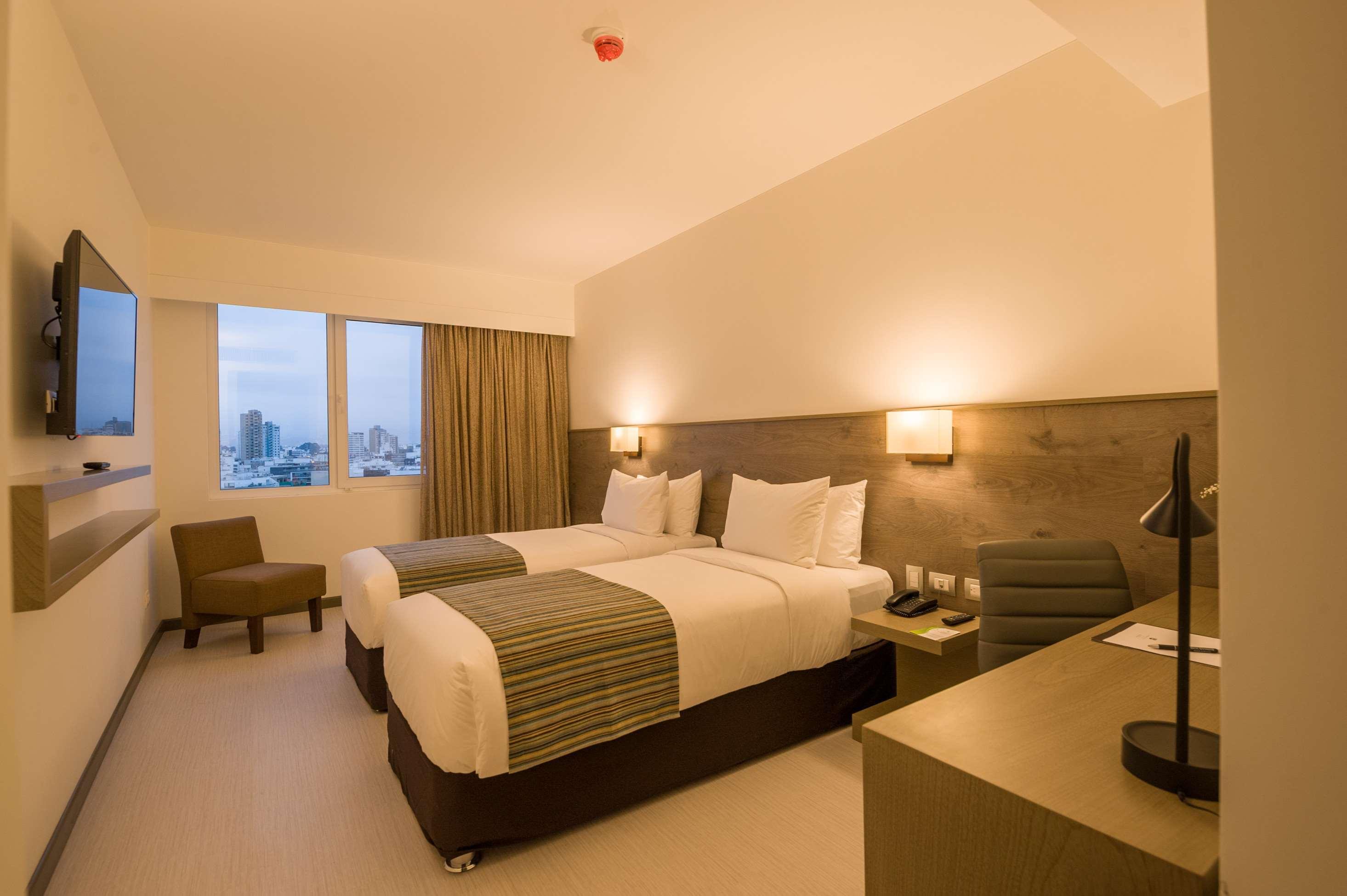 Best Western Posada Royale Hotel & Suites Simi Valley Dış mekan fotoğraf
