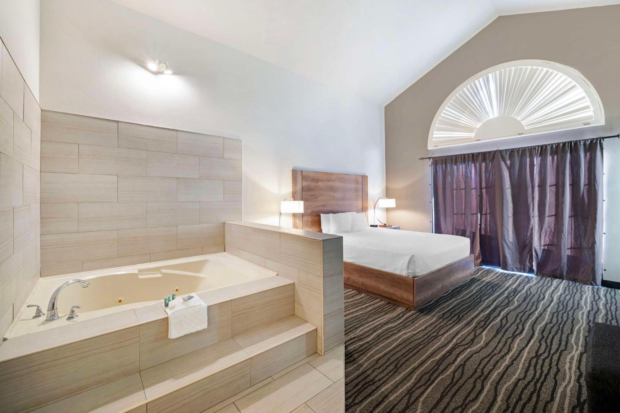 Best Western Posada Royale Hotel & Suites Simi Valley Dış mekan fotoğraf