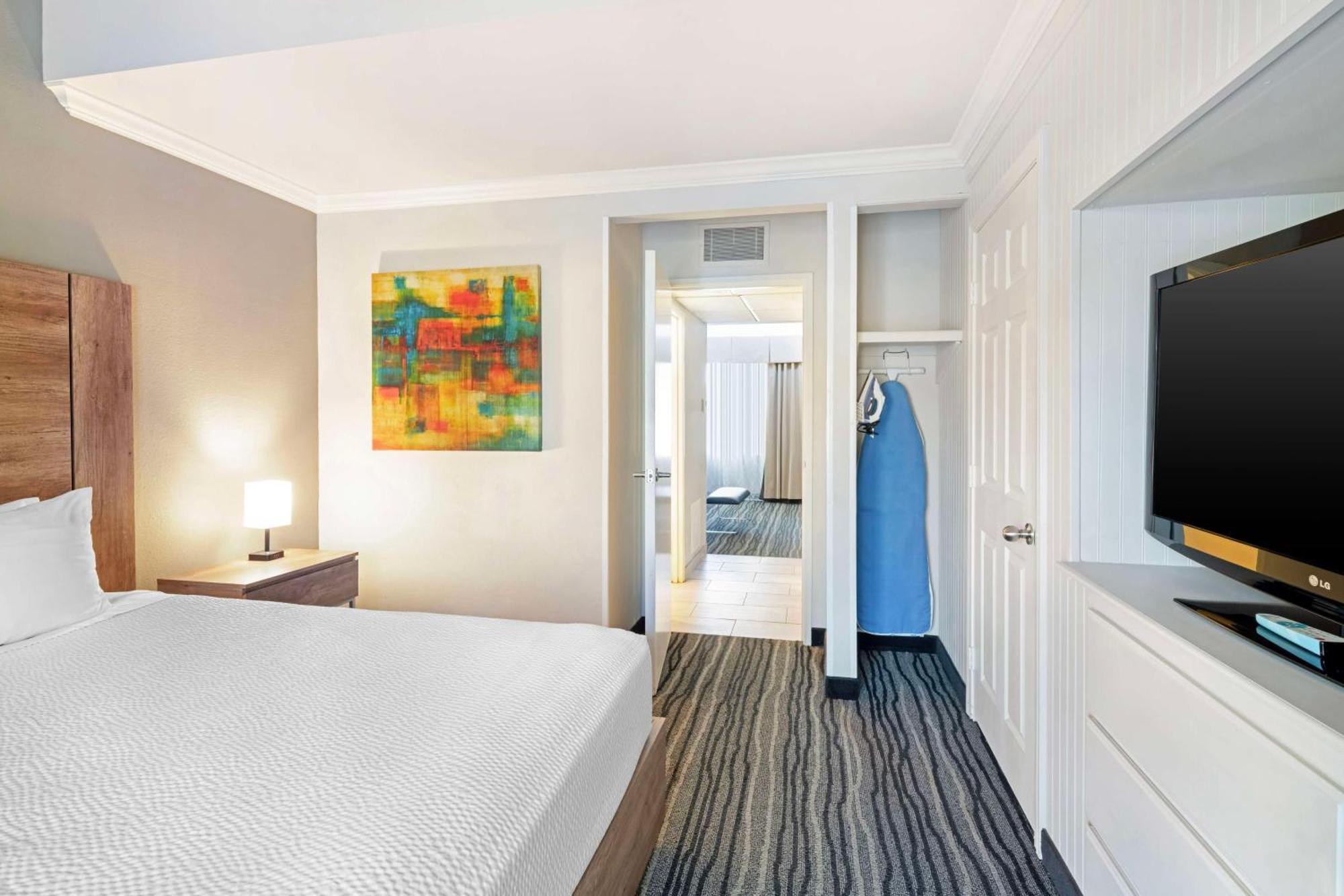 Best Western Posada Royale Hotel & Suites Simi Valley Dış mekan fotoğraf