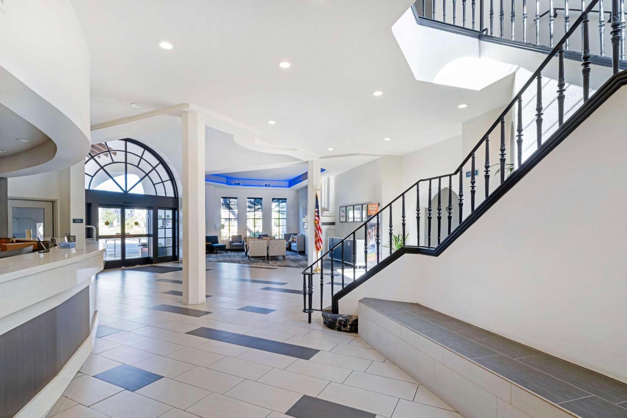 Best Western Posada Royale Hotel & Suites Simi Valley Dış mekan fotoğraf